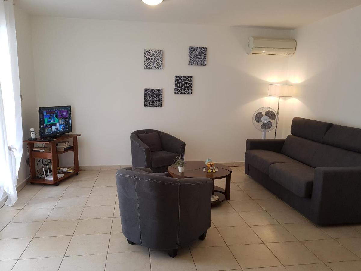 La Perle Marine Apartment Saint-Leu Exterior photo